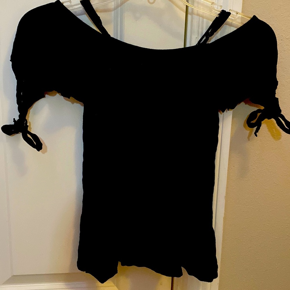 Girls, off the shoulder, ties at the bottom, black top